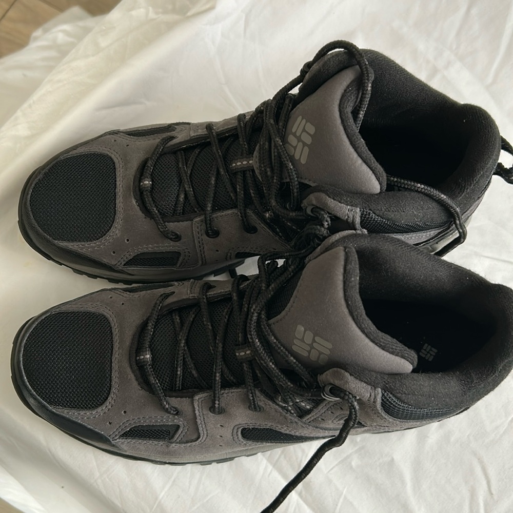 Columbia granite, Trail, waterproof, hiking boat, gray colors, men’s, size 8 1/2 - Picture 2 of 6